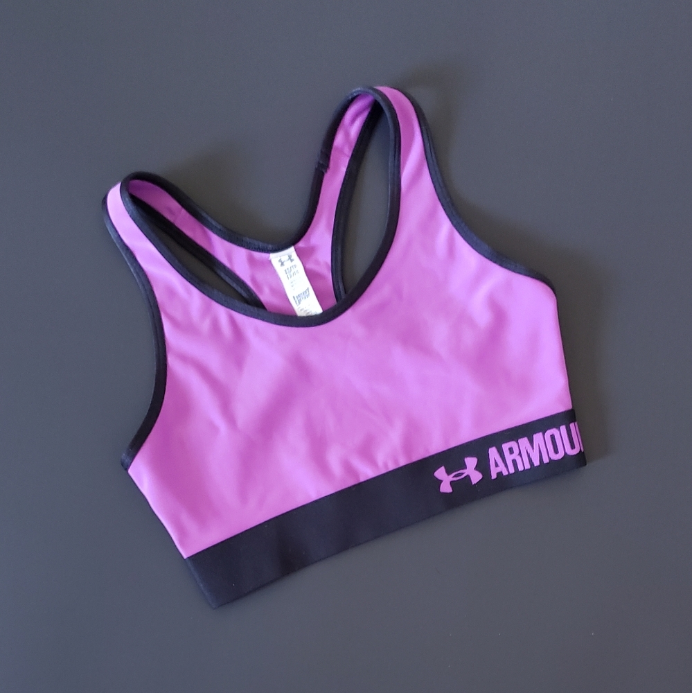 LIKE NEW! UNDER ARMOUR PURLE& BLACK SPORTS BRA